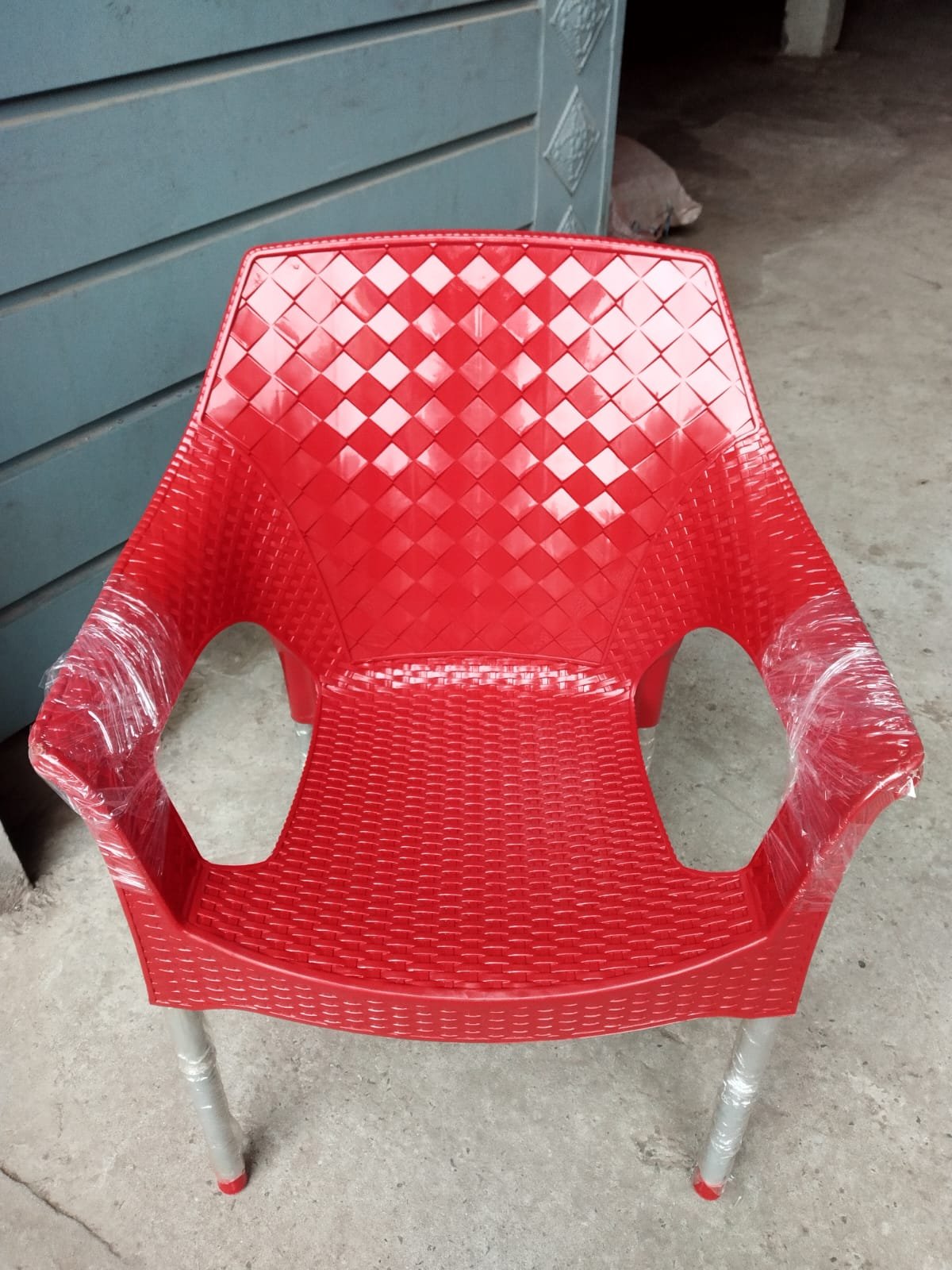 Signature Guest Chair